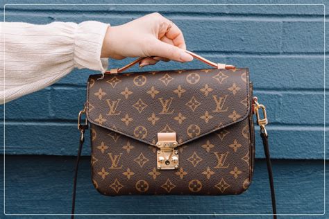 lv bag real or fake|louis vuitton scam.